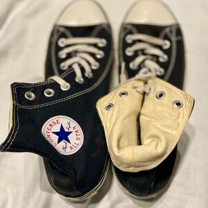 New black Chuck Taylor High Top M9.5